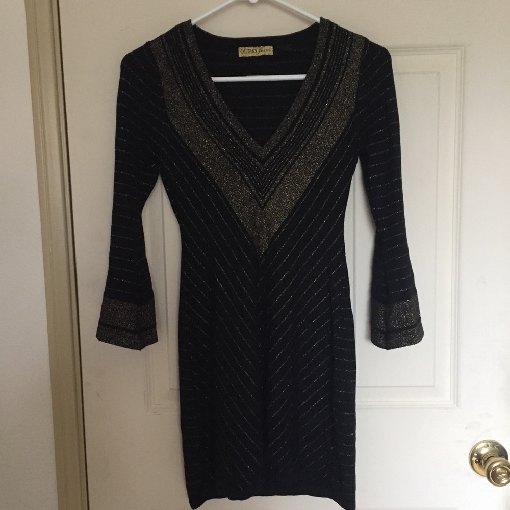 Guess 👑 Bell Sleeve Dress